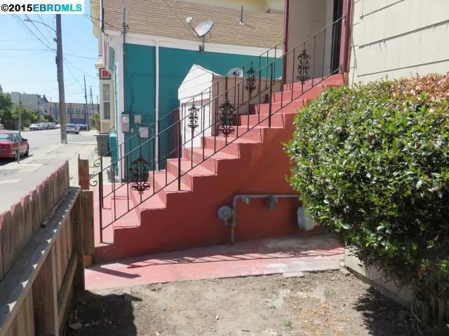 836 20th St, Oakland, California 94607