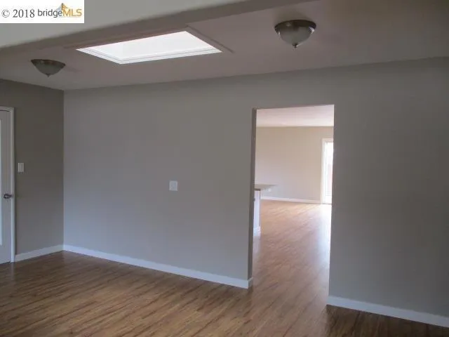 118 S 37th St, Richmond, California 94804