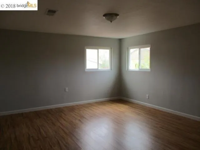 118 S 37th St, Richmond, California 94804