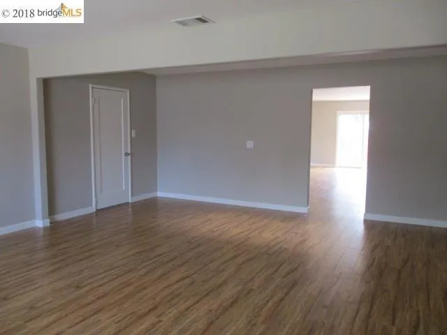 118 S 37th St, Richmond, California 94804