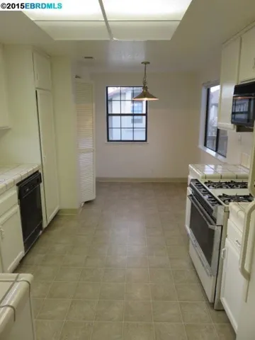 14380 Outrigger Dr 52, San Leandro, California 94577