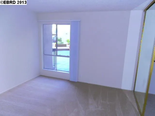 150 Pearl St 103, Oakland, California 94611-5551