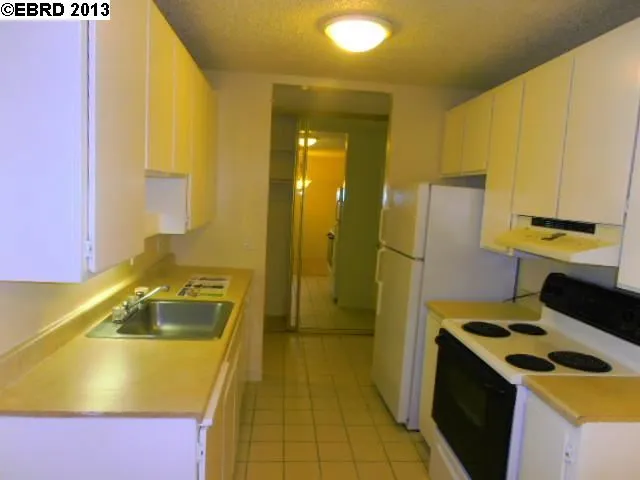 150 Pearl St 103, Oakland, California 94611-5551