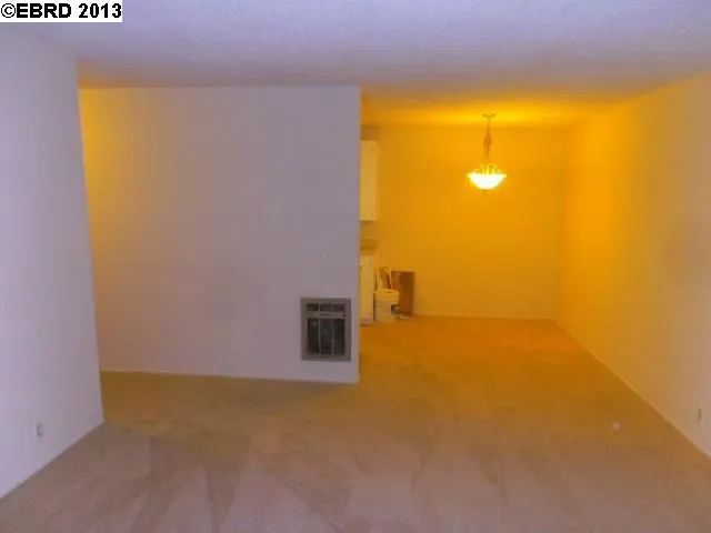 150 Pearl St 103, Oakland, California 94611-5551