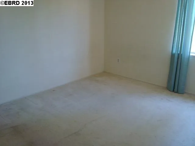 5 Tarn Ct, Hercules, California 94547-1411