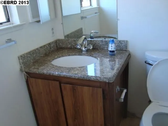 5 Tarn Ct, Hercules, California 94547-1411