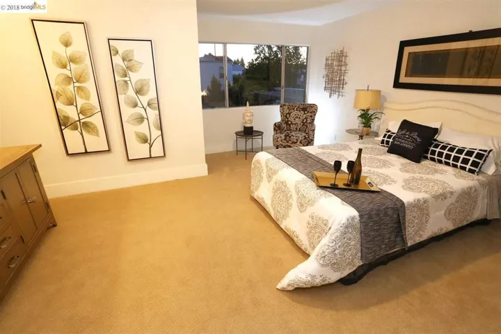 6525 Dover St, Oakland, California 94609