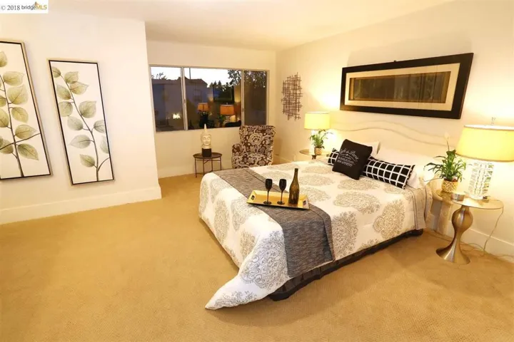 6525 Dover St, Oakland, California 94609