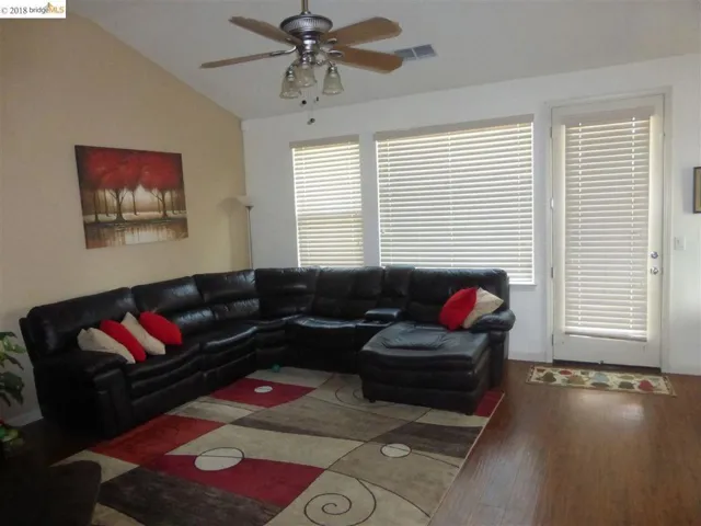 1031 Meadow Brook Dr, Brentwood, California 94513