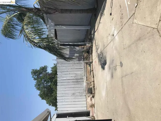 1028 Carlos Court, Modesto, California 95351
