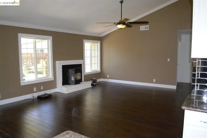 513 Nottingham Dr, Brentwood, California 94513