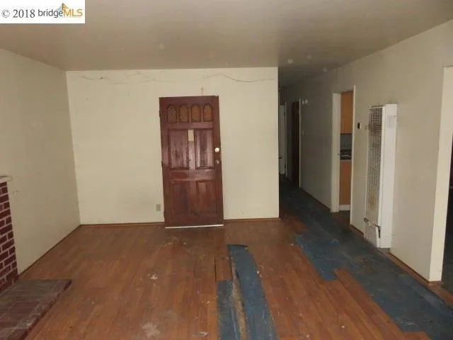 136 S 22nd St, Richmond, California 94804