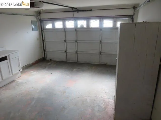 136 S 22nd St, Richmond, California 94804