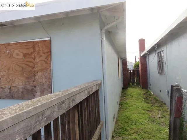 136 S 22nd St, Richmond, California 94804