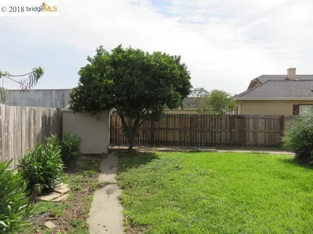 726 40th St, Richmond, California 94805