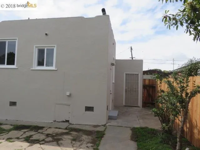 726 40th St, Richmond, California 94805