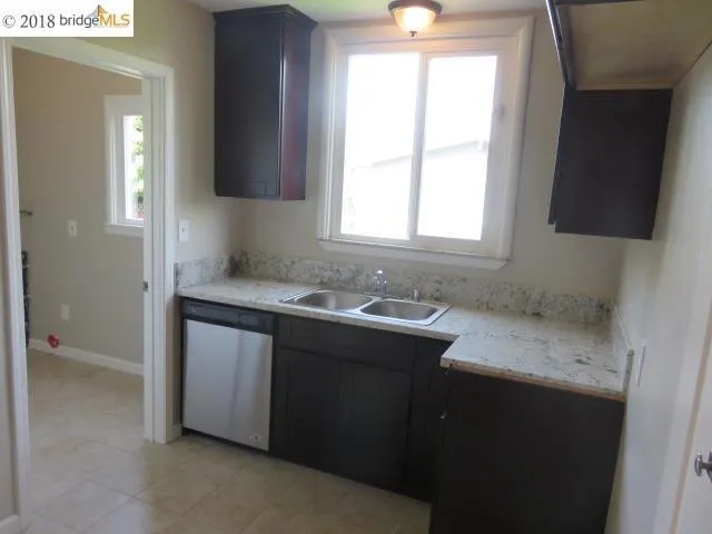 726 40th St, Richmond, California 94805