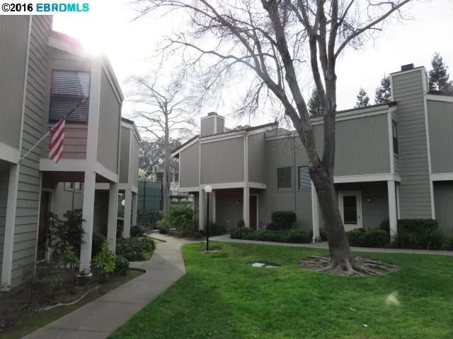 508 Athena 4, Hercules, California 94547