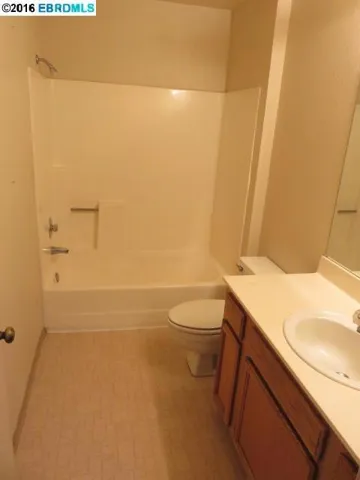 508 Athena 4, Hercules, California 94547