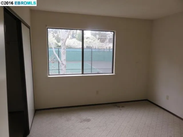 508 Athena 4, Hercules, California 94547