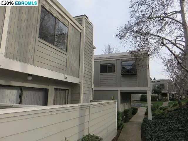 508 Athena 4, Hercules, California 94547