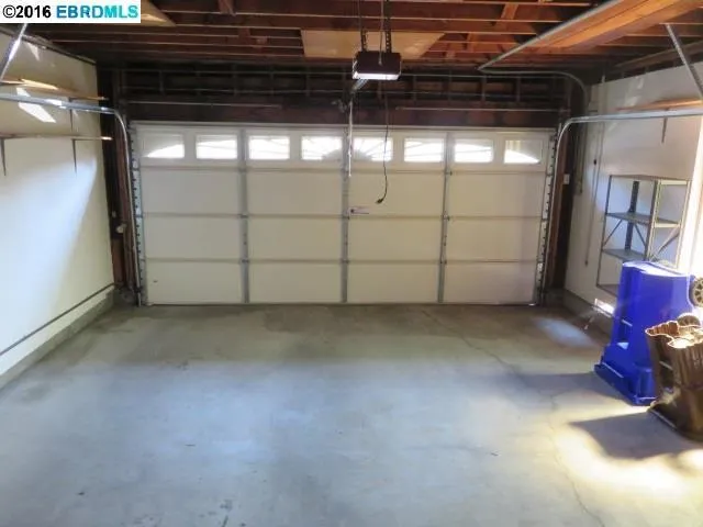 937 View Dr, Richmond, California 94803