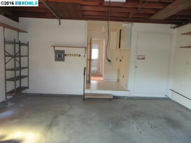 937 View Dr, Richmond, California 94803