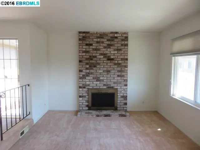 937 View Dr, Richmond, California 94803