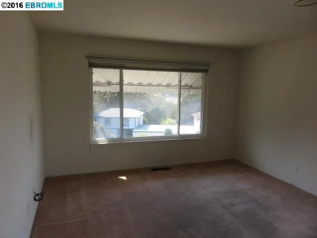 937 View Dr, Richmond, California 94803