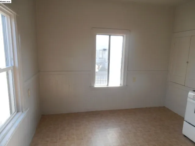 3250 West St, Oakland, California 94608-4330