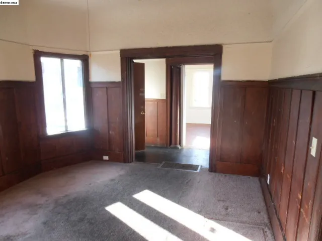 3250 West St, Oakland, California 94608-4330
