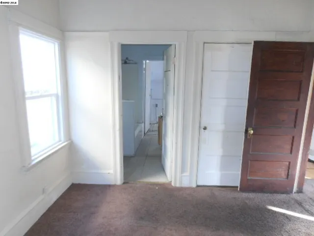3250 West St, Oakland, California 94608-4330