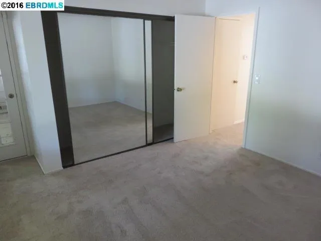 113 Bristol, Hercules, California 94547