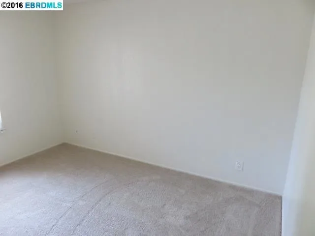 113 Bristol, Hercules, California 94547