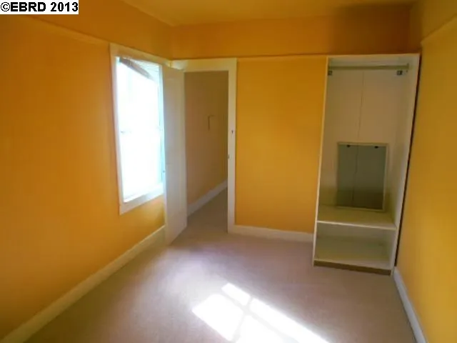 2216 Courtland Ave, Oakland, California 94601-4727