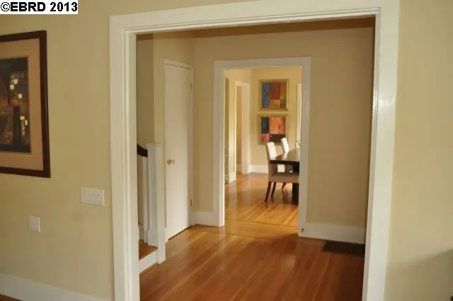 809 Mandana Blvd, Oakland, California 94610-2428
