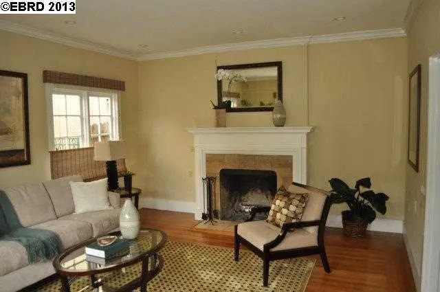 809 Mandana Blvd, Oakland, California 94610-2428