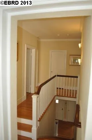 809 Mandana Blvd, Oakland, California 94610-2428