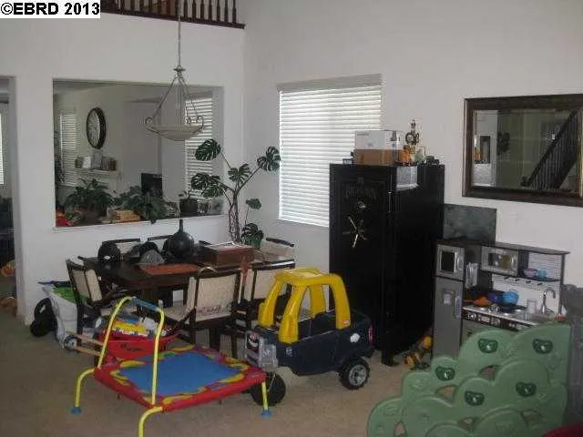 15 Rembrandt Ct, Oakley, California 94561