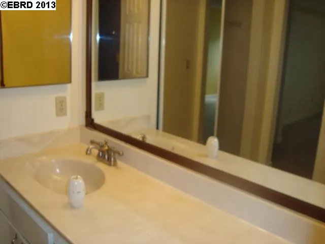 1000 Evergreen Ter 1109, San Pablo, California 94806-3860