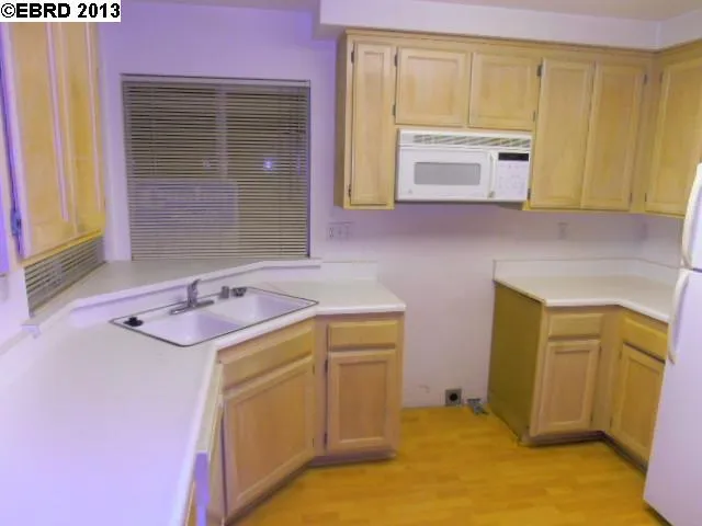 316 Sorrento Court, Hercules, California 94547-2207