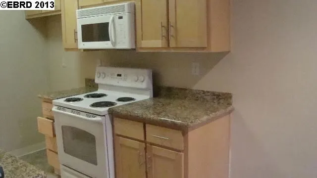 229 Marina Lakes Dr, Richmond, California 94804-7457