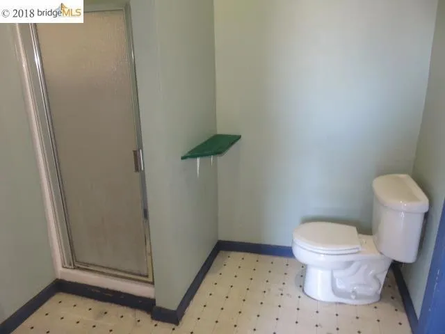 1237 Campbell St, Oakland, California 94607