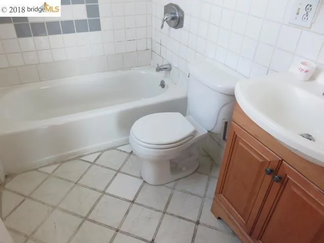 1237 Campbell St, Oakland, California 94607