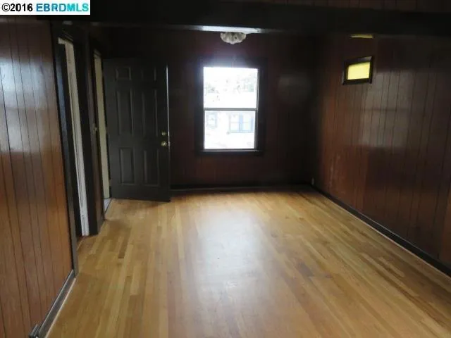 4510 Thompson St, Oakland, California 94601