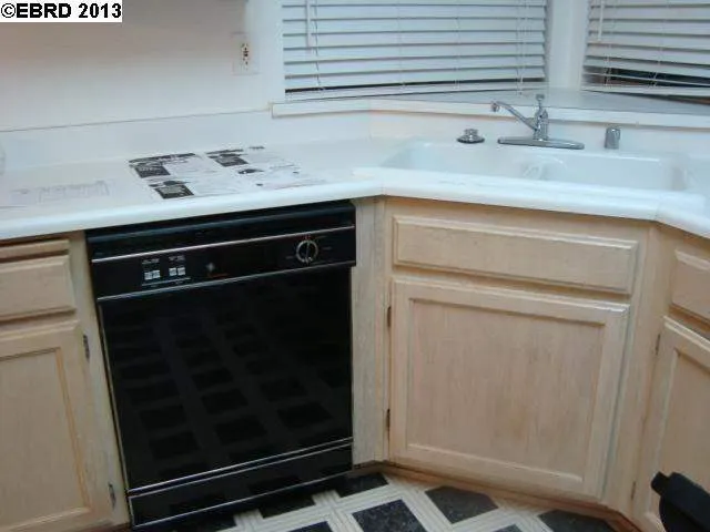 180 Dorada Ct, Hercules, California 94547-2099