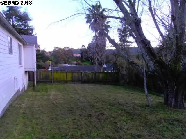447 La Paloma Rd, El Sobrante, California 94803-1731