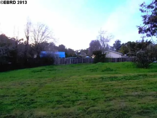 447 La Paloma Rd, El Sobrante, California 94803-1731