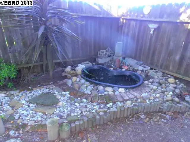 2306 Shawn Dr, San Pablo, California 94806-1626
