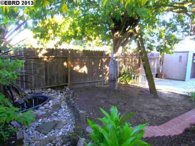2306 Shawn Dr, San Pablo, California 94806-1626